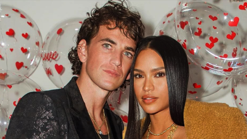 CASSIE ANNOUNCES 3rd PREGNANCY